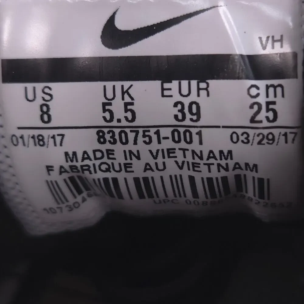 Nike Flex 2016 Run Athletic Running Shoe Womens Size 8 830751-001 Black White
